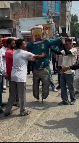 ਰੱਖੜੀ ਦੇ ਤਿਉਹਾਰ ਵਾਲੇ ਦਿਨ ਭਗਵੰਤ ਮਾਨ ਦੇ ਪੁਤਲੇ ਪੰਜਾਬ ਭਰ ਚ ਸਾੜੇ ਗਏ