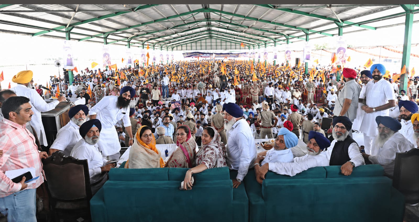 *ਲੋਕਬਾਣੀ, ਗੁਰੂ ਹਰਸਹਾਏ (ਫ਼ਿਰੋਜ਼ਪੁਰ), 16 ਅਗਸਤ (ਕਪਿਲ ਕੰਧਾਰੀ)- ਸ਼੍ਰੋਮਣੀ ਅਕਾਲੀ ਦਲ (ਬ) ਵਲੋਂ ਪੰਜਾਬ ਬਚਾਓ ਮੁਹਿੰਮ ਤਹਿਤ ਗੁਰੂ........